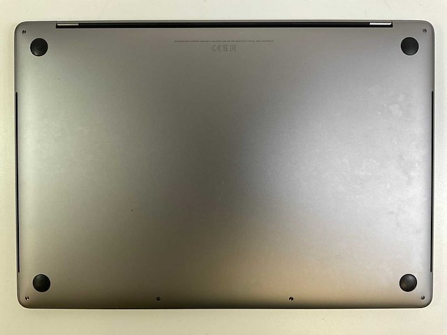 Apple macbook pro 15“ core(tm) i9 9th gen, 32 gb ram, 1tb nvme, amd radeon pro vega 20 4gb laptop - afbeelding 6 van  8