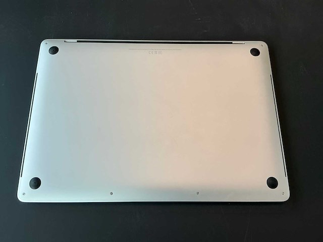 Apple macbook pro (15-inch, 2018) - afbeelding 5 van  7