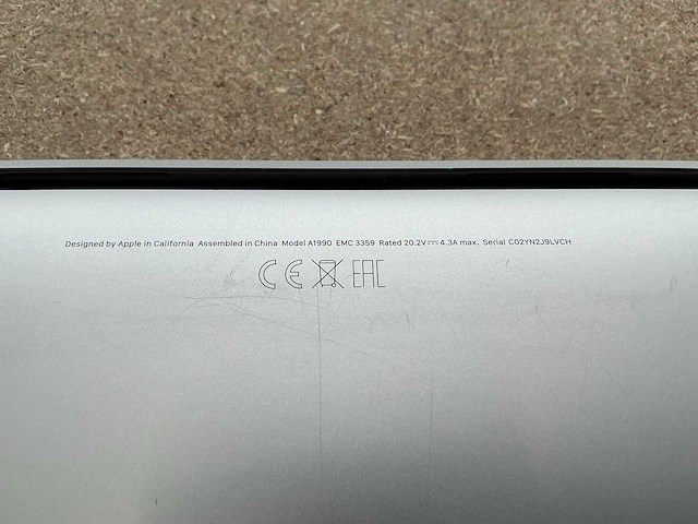 Apple macbook pro (15 inch) laptop - afbeelding 6 van  6