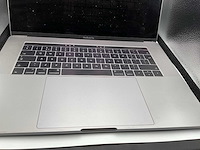 Apple macbook pro 15 inch laptop - afbeelding 2 van  6