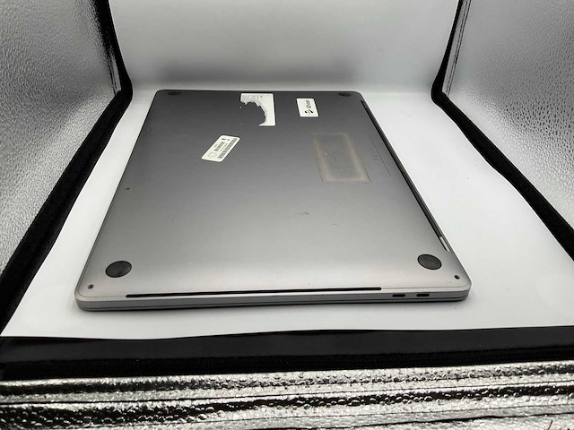 Apple macbook pro 15 inch laptop - afbeelding 5 van  6