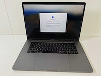 Apple macbook pro 15”, octocore i9, 16 gb ram, 512 gb ssd, amd radeon pro 560x 4 gb laptop - afbeelding 1 van  7