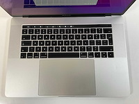 Apple macbook pro 15”, quadcore i7, 16 gb ram, 251 gb nvme, amd radeon pro 450 2gb laptop - afbeelding 4 van  7