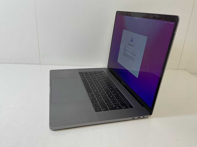 Apple macbook pro 15”, quadcore intel i7, 16 gb ram, 500 gb nvme, amd radeon pro 455 2 gb laptop - afbeelding 3 van  7