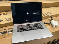 Apple macbook pro 15.1 laptop - afbeelding 1 van  3