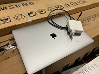 Apple macbook pro 15.1 laptop - afbeelding 3 van  3