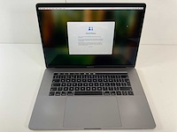 Apple macbook pro 15.4”, core(tm) i7 8th gen, 16 gb ram, 256 gb nvme, amd radeon pro 555x 4 gb laptop