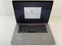 Apple macbook pro 15,4”, core(tm) i7 8th gen, 32 gb ram, 250 gb nvme, amd radeon pro 4 gb 560x laptop - afbeelding 1 van  7