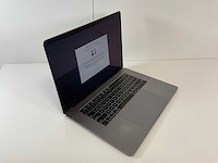Apple macbook pro 15,4”, core(tm) i7 8th gen, 32 gb ram, 250 gb nvme, amd radeon pro 4 gb 560x laptop - afbeelding 2 van  7