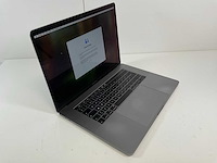 Apple macbook pro 15.4”, core(tm) i7 8th gen, 32 gb ram, 256 gb nvme, amd radeon pro 555x 4 gb laptop - afbeelding 2 van  7