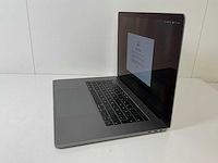 Apple macbook pro 15.4”, core(tm) i7 8th gen, 32 gb ram, 256 gb nvme, amd radeon pro 555x 4gb laptop - afbeelding 3 van  7