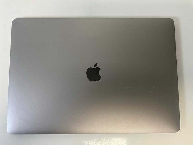 Apple macbook pro 15.4”, core(tm) i7 8th gen, 32 gb ram, 256 gb nvme, amd radeon pro 555x 4gb laptop - afbeelding 5 van  7