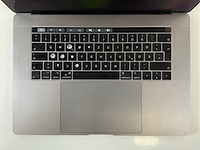 Apple macbook pro 15.4”, core(tm) i7 8th gen, 32 gb ram, 256 gb nvme laptop - afbeelding 4 van  7