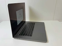 Apple macbook pro 15.4”, core(tm) i7 9th gen, 16 gb ram, 1 tb nvme, amd radeon rx pro 555x 4gb laptop - afbeelding 2 van  7
