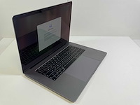 Apple macbook pro 15.4“ core(tm) i7 9th gen, 32 gb ram, 1 tb nvme, amd radeon rx 460 4gb laptop - afbeelding 2 van  7