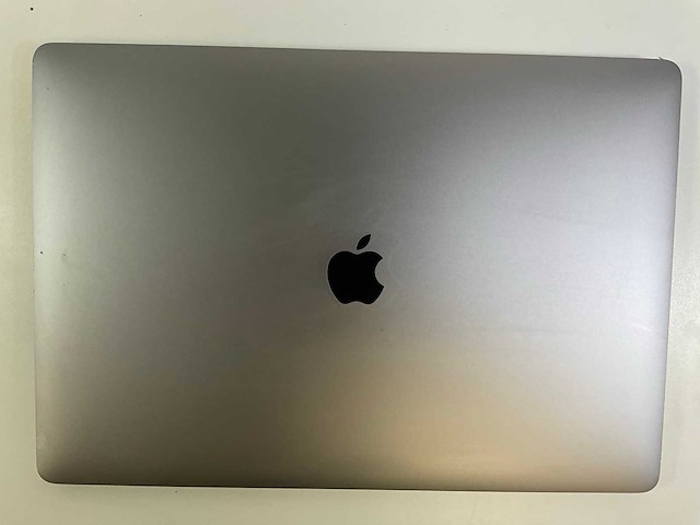 Apple macbook pro 15.4“ core(tm) i7 9th gen, 32 gb ram, 1 tb nvme, amd radeon rx 460 4gb laptop - afbeelding 5 van  7