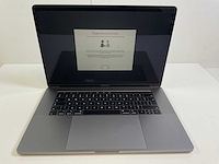 Apple macbook pro 15.4“ core(tm) i7 9th gen, 32 gb ram, 1 tb nvme, amd radeon rx 460 4gb laptop - afbeelding 1 van  1