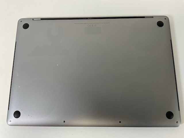 Apple macbook pro 15.4”, core(tm) i7 9th gen, 32 gb ram, 251 gb nvme, amd radeon pro 555x 4 gb laptop - afbeelding 6 van  7