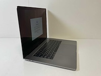 Apple macbook pro 15.4”, core(tm) i7 9th gen, 32 gb ram, 256 gb nvme, amd radeon pro 555x 4gb laptop - afbeelding 2 van  7