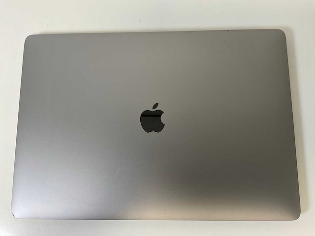 Apple macbook pro 15.4”, core(tm) i7 9th gen, 32 gb ram, 256 gb nvme, amd radeon pro 555x 4gb laptop - afbeelding 5 van  7