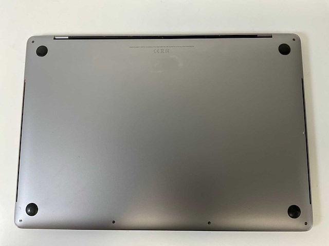 Apple macbook pro 15.4”, core(tm) i7 9th gen, 32 gb ram, 256 gb nvme, amd radeon pro 555x 4gb laptop - afbeelding 6 van  8