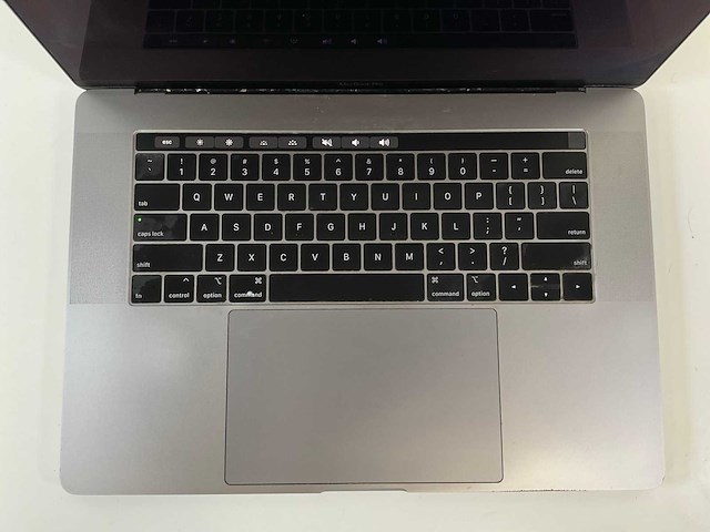 Apple macbook pro 15.4”, core(tm) i7 9th gen, 32 gb ram, 256 gb nvme laptop - afbeelding 4 van  7