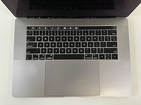 Apple macbook pro 15.4”, core(tm) i7 9th gen, 32 gb ram, 256 gb nvme laptop - afbeelding 4 van  7