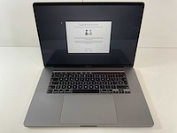 Apple macbook pro 15.4”, core(tm) i7 9th gen, 32 gb ram, 500 gb nvme, amd radeon pro 5300m 4 gb laptop - afbeelding 1 van  6
