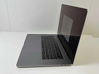 Apple macbook pro 15.4”, core(tm) i9 8th gen, 32 gb ram, 1 tb nvme, amd radeon rx pro 560x 4gb laptop - afbeelding 3 van  7