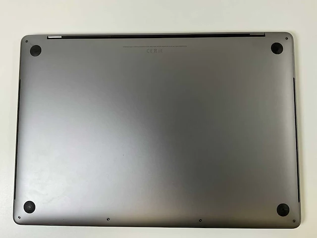 Apple macbook pro 15.4”, core(tm) i9 8th gen, 32 gb ram, 1 tb nvme, amd radeon rx pro 560x 4gb laptop - afbeelding 6 van  7