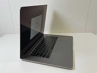 Apple macbook pro 15.4”, core(tm) i9 8th gen, 32 gb ram, 1 tb nvme, amd radeon rx pro 560x 4gb laptop - afbeelding 2 van  7