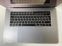 Apple macbook pro 15.4”, core(tm) i9 8th gen, 32 gb ram, 1 tb nvme, amd radeon rx pro 560x 4gb laptop - afbeelding 4 van  7