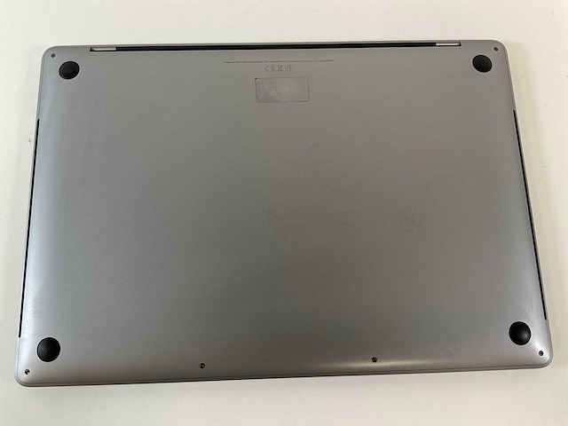 Apple macbook pro 15.4”, core(tm) i9 8th gen, 32 gb ram, 500 gb nvme laptop - afbeelding 6 van  7