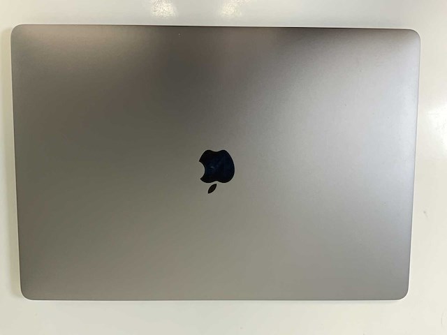 Apple macbook pro 15.4”, core(tm) i9 8th gen, 32 gb ram, 512 gb nvme, amd radeon rx pro 560x 4 gb laptop - afbeelding 5 van  7
