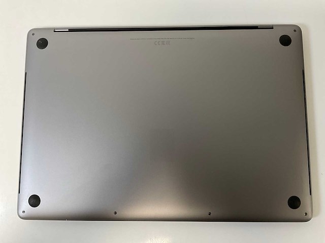 Apple macbook pro 15.4”, core(tm) i9 9th gen, 32 gb ram, 1 tb nvme, amd radeon pro vega 20 4 gb laptop - afbeelding 6 van  7