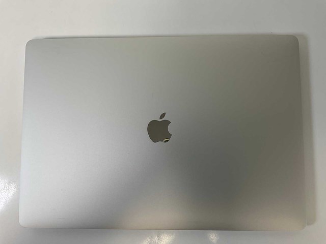 Apple macbook pro 15.4”, core(tm) i9 9th gen, 64 gb ram, 1 tb nvme, amd radeon pro 5500m 4 gb laptop - afbeelding 5 van  7