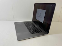Apple macbook pro 15.4”, intel hexacore i7, 16 gb ram, 256 gb nvme, amd radeon pro 555x 4 gb laptop - afbeelding 3 van  9