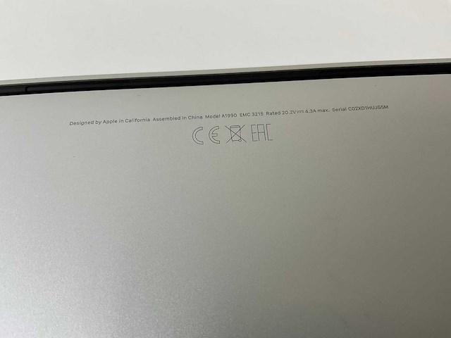 Apple macbook pro 15.4”, intel hexacore i7, 16 gb ram, 512 gb nvme, amd radeon pro 560x 4 gb laptop - afbeelding 6 van  6