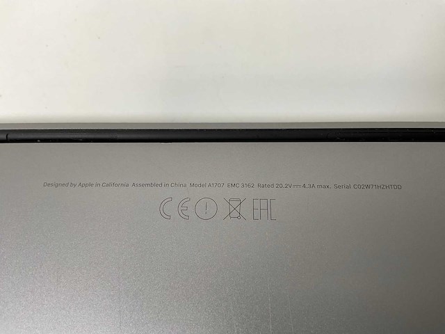 Apple macbook pro 15.4”, quadcore i7, 16 gb ram, 1 tb ssd, amd radeon pro 560 4 gb laptop - afbeelding 7 van  7