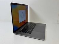 Apple macbook pro 15.4”, quadcore i7, 16 gb ram, 1 tb ssd, amd radeon pro 560 4 gb laptop - afbeelding 2 van  8