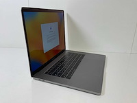 Apple macbook pro 15.4”, quadcore i7, 16 gb ram, 512 gb ssd, amd radeon pro 555 2 gb laptop - afbeelding 2 van  6
