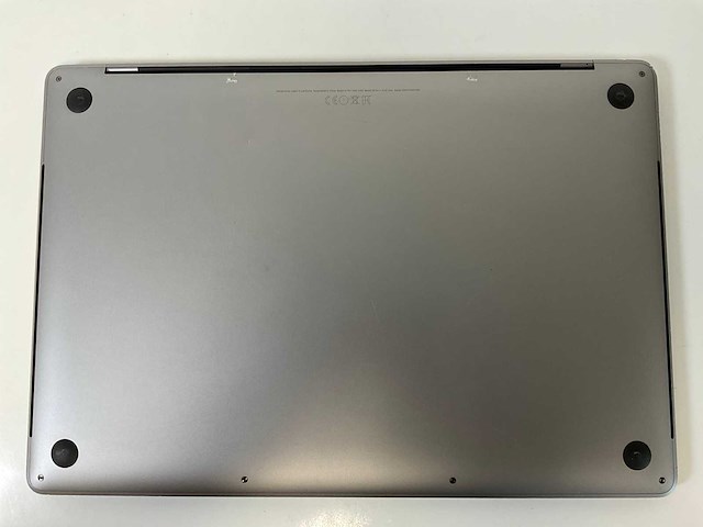 Apple macbook pro 15.4”, quadcore i7, 16 gb ram, 512 gb ssd, amd radeon pro 555 2 gb laptop - afbeelding 5 van  6