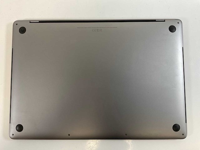 Apple macbook pro 15,5”, hexacore i7, 16 gb ram, 512 gb nvme, amd radeon pro 555x 4gb laptop - afbeelding 6 van  7