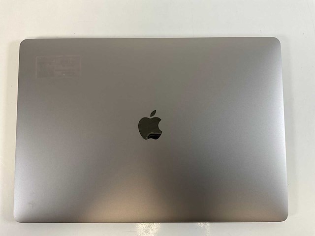 Apple macbook pro 15,5”, hexacore i7, 16 gb ram, 512 gb nvme, amd radeon pro 555x 4gb laptop - afbeelding 5 van  7