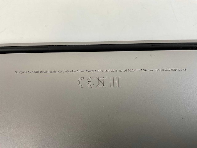 Apple macbook pro 15,5”, hexacore i7, 16 gb ram, 512 gb nvme, amd radeon pro 555x 4gb laptop - afbeelding 7 van  7