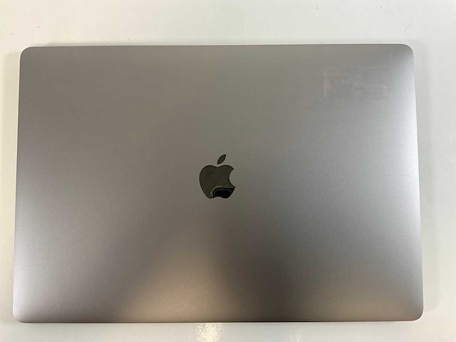 Apple macbook pro 15,5”, hexacore i7, 16 gb ram, 512 gb nvme, amd radeon pro 555x 4gb laptop - afbeelding 5 van  7