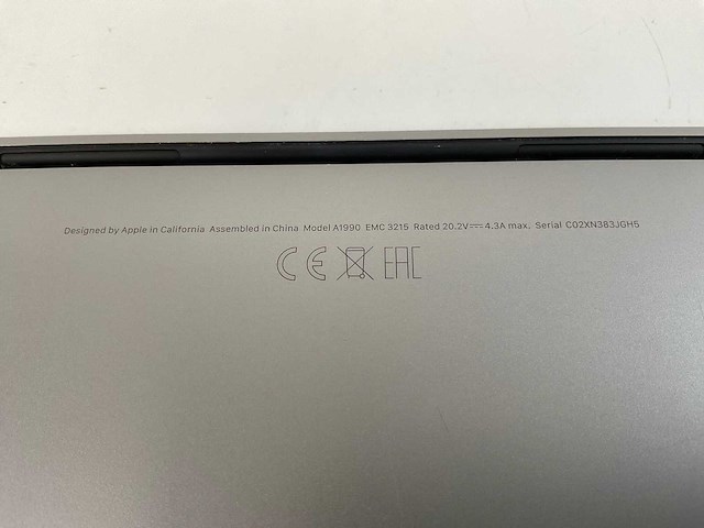 Apple macbook pro 15,5”, hexacore i7, 16 gb ram, 512 gb nvme, amd radeon pro 555x 4gb laptop - afbeelding 7 van  7