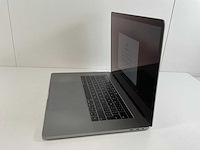 Apple macbook pro 15,5”, hexacore i7, 16 gb ram, 512 gb nvme, amd radeon pro 555x 4gb laptop - afbeelding 3 van  7