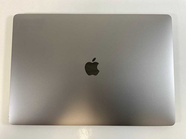 Apple macbook pro 15,5”, hexacore i7, 16 gb ram, 512 gb nvme, amd radeon pro 555x 4gb laptop - afbeelding 5 van  7