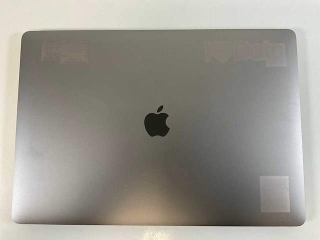 Apple macbook pro 15,5”, hexacore i7, 16 gb ram, 512 gb nvme, amd radeon pro 555x 4gb laptop - afbeelding 4 van  6